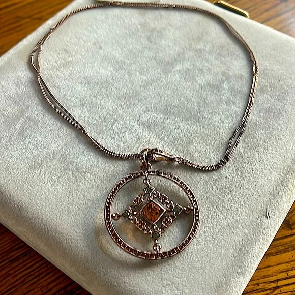 NWOTAuthentic Givenchy Necklace.Adjustable short/longRose color/Rhinestone Amber - Picture 1 of 10